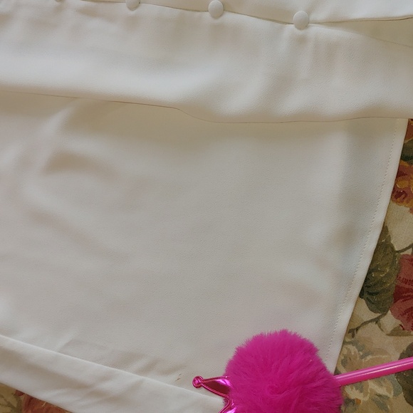 Ann Taylor Mixed Media Cream Ruffle Shell Top in Women's XL - Picture 17 of 17